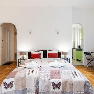 Studio met een King Size Bed